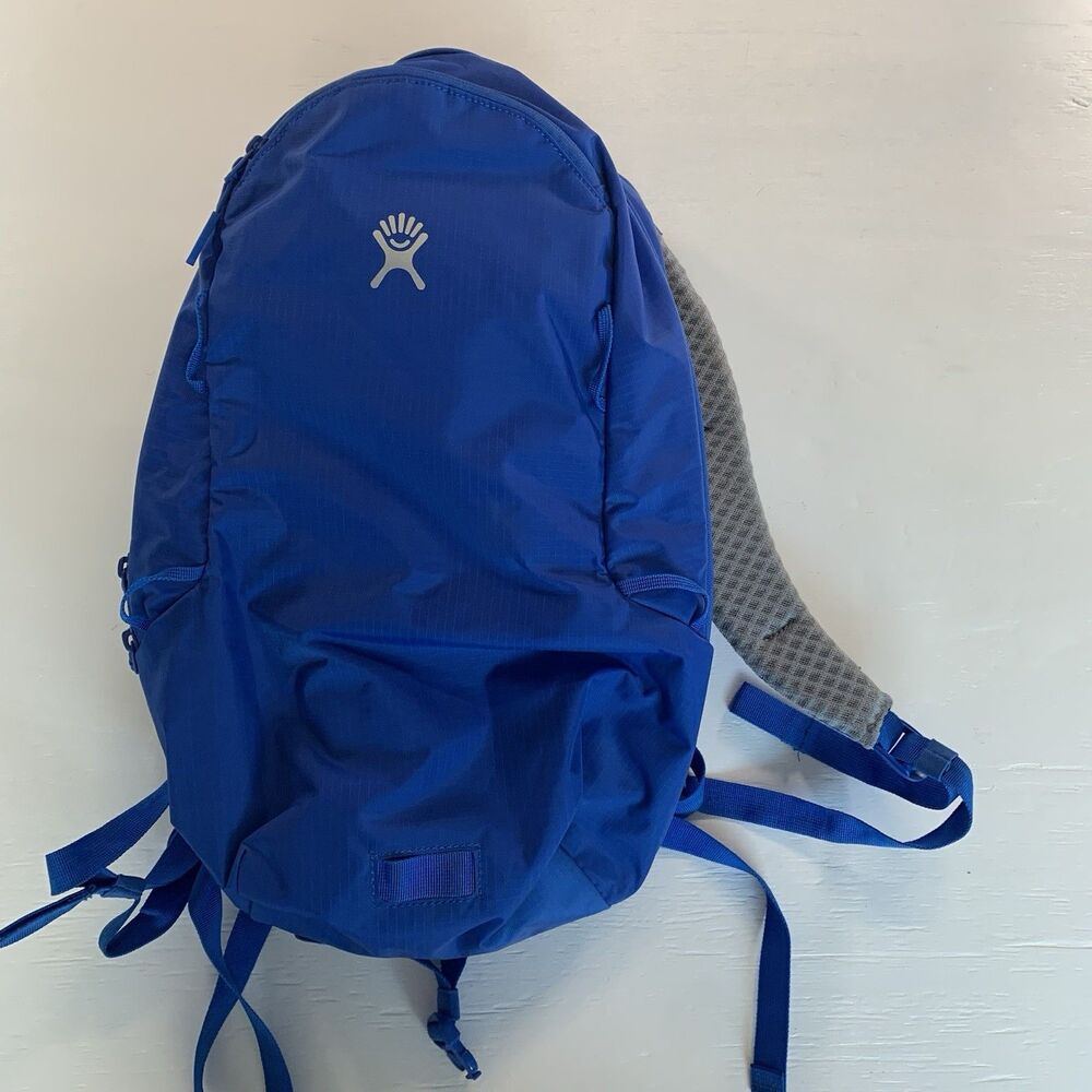 Hydro Flask Down Shift Backpack -14 Liter Water Pocket Hydration Pack Blue